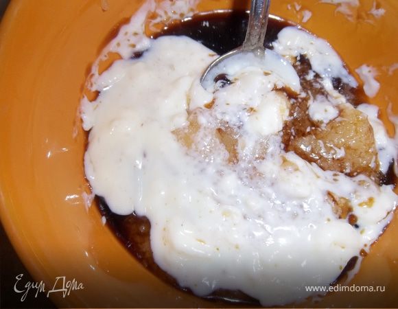 Добавляем размягченное сливочное масло