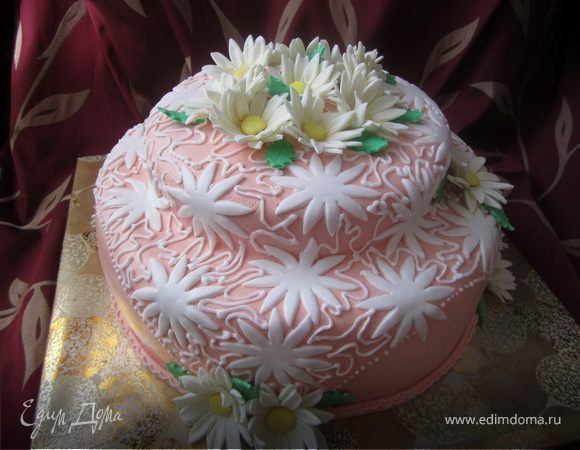 Добавить вылепленые ромашки.