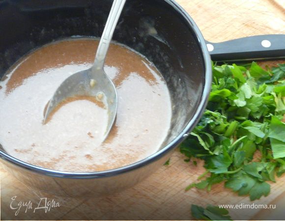 Для дрессинга смешать все ингредиенты.