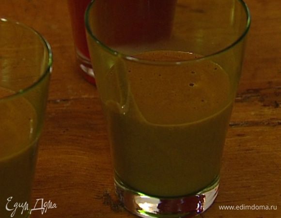 Разложить мусс по стаканчикам, чашкам или оставить в большой посуде, затянуть пленкой и отправить в холодильник минимум на 6 часов.