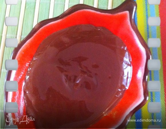 шоколад растопить. Шарики достать из холодильника: творог схватывается практически моментально. Украсить шарики по желанию и усмотрению:)
