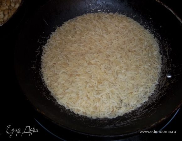 Жарим сырой рис 