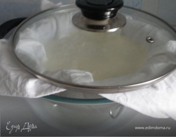 Накройте крышкой и отправьте в холодильник.