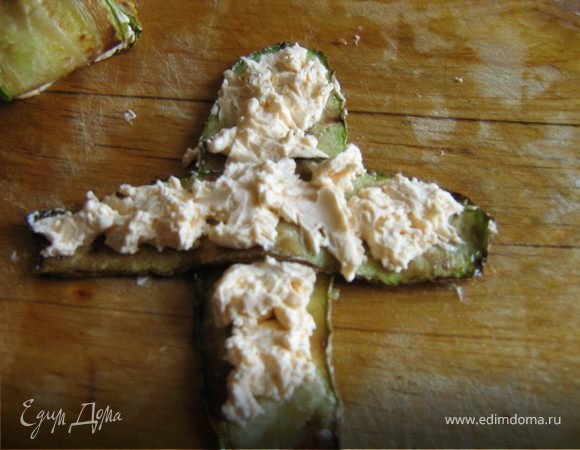 Промазанные пласты сложить друг на друга как на фото: