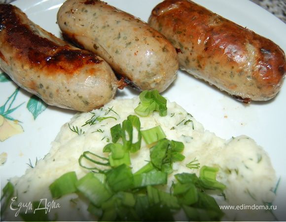 Ахтунг! я пришла с добавлениями в рецепт - можно запекать в духовке, проколов местами зубочисткой, чтоб не лопнули! Тоже объедение получается и кожу можно есть, фотки прилагаются!