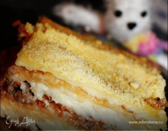 Вынимаем из духовки и остужаем, чтобы лазанья не разъехалась!) 
И все, угощайтесь и приятного аппетита)