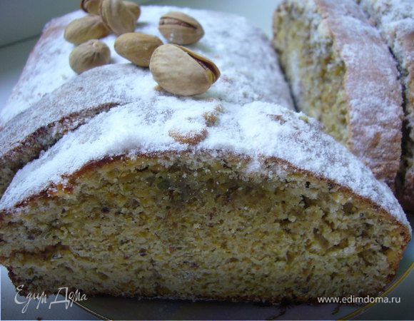 Вытащить и посыпать сахарной пудрой.