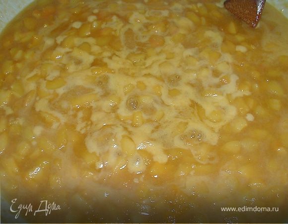 Варим  варенье в течение 40 минут и закрываем. 