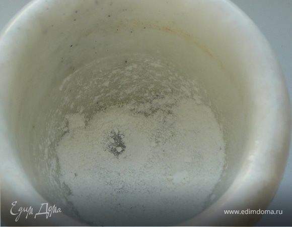 Из расчета 1,5таблетки на 1 литр молока.Разбавить порошок 50 мл.воды.хорошо перемешать,чтоб таблетки расстворились. 