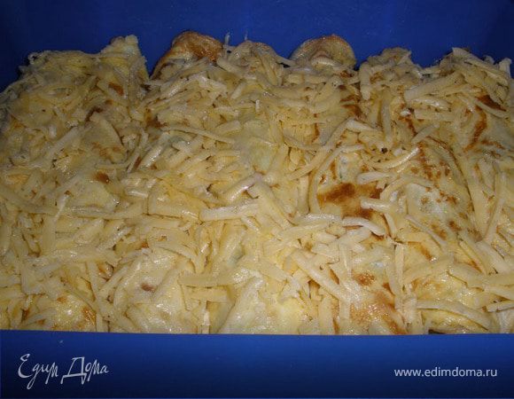 Через 30 минут достаем бризольки посыпаем сыром и отправляем в духовку до расплавления сыра. Режем наши бризольки пополам, даем немного остыть и кушаем. Приятного аппетита.