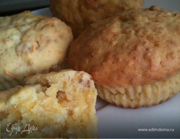 Выпекать при 180 С минут 20, готовность необходимо проверить деревянной палочкой.