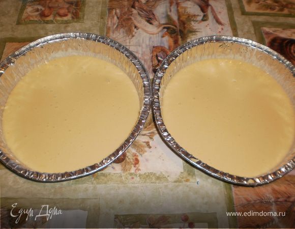 Выложить в 2 формы (нам необходимо 2 коржа)