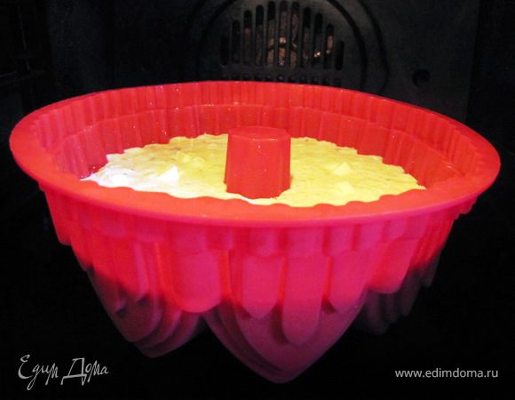 Выпекаем около 45 минут при 175 градусах