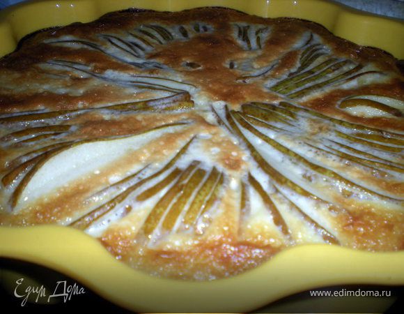 Выпекать пирог при 200 гр.еще 20-25 минут.
