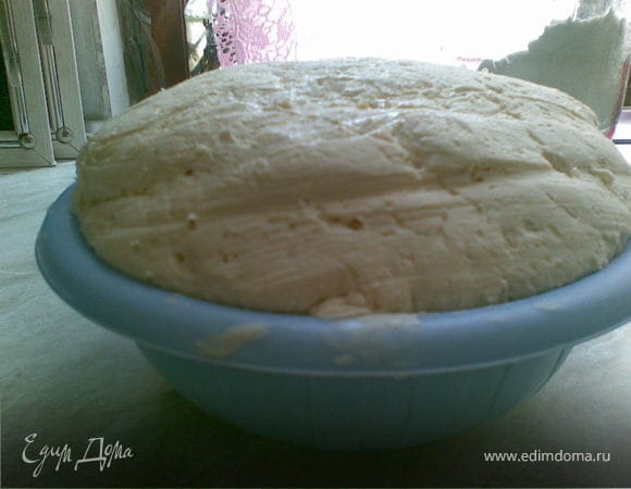 затем замесить тесто и оставить на час .