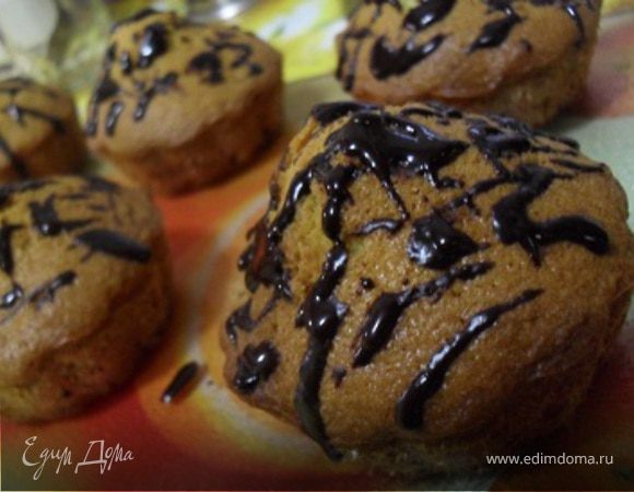 Остывшие кексы украсить глазурью, охладить и можно пить чай:)