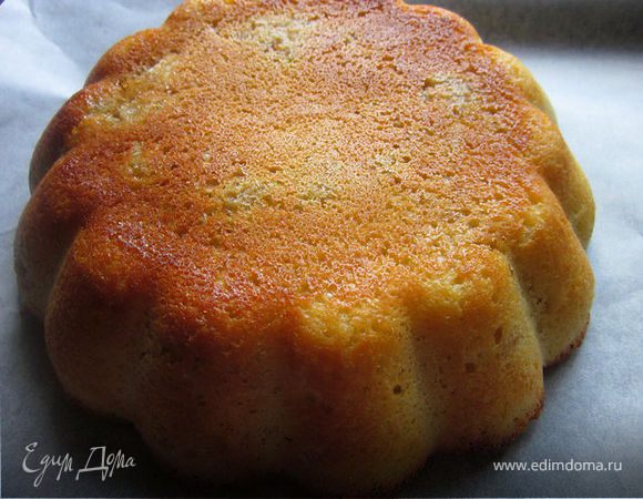 Печётся быстро минут 20 при температуре 200 градусов.
У меня вышло 3 таких пирога. Очень быстро готовить и так же быстро слопали. 