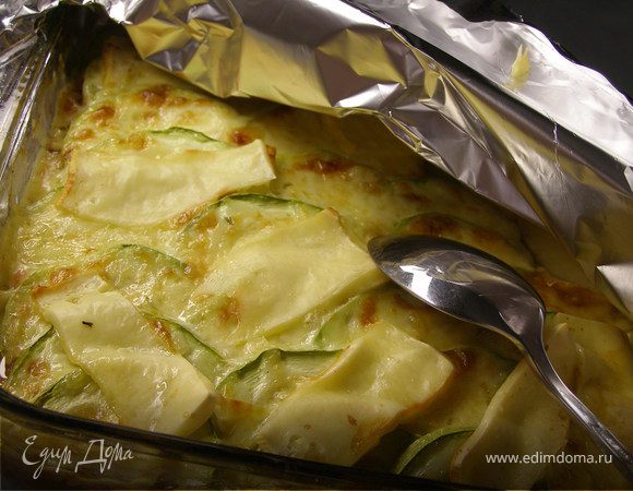 Аккуратно приподнимите фольгу, иначе горячий воздух может Вас обжечь, и вкушайте!))