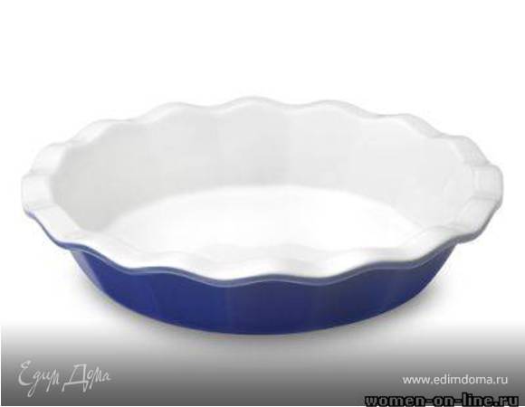  Сверху "узелок" смазываю кусочками маргарина или сливочного масла.
 Вынимаю из духовки форму.
 Горячий пирог освобождаю из формы.
 Есть его можно как горячим, так и холодным с добавлением соуса и лёгкого овощного салата(помидор+огурец+болгарский перец+лук-чеснок+зелень).
 Неказистый, но вкусный и практичный.