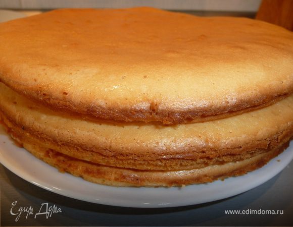 Испечь таким образом 3 коржа, остужая каждый за время приготовления следующего.