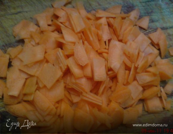 нарезать морковь кубиками