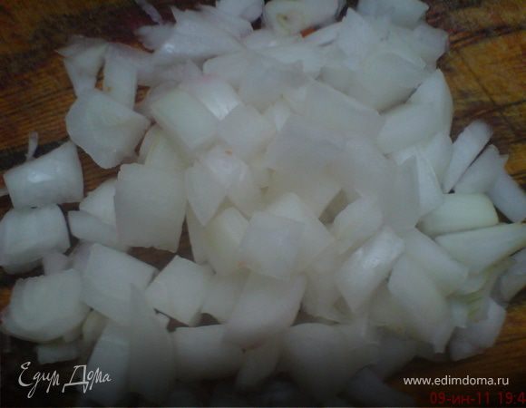 нарезать лук кубиками