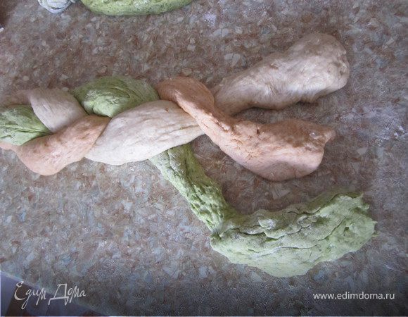 Плетем косички.