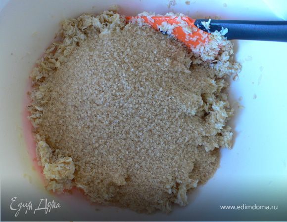 добавить сахар и перемешать