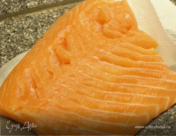 Филе рыбы промыть и обсушить.
