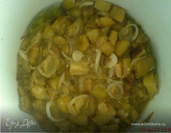 добавить маринад,накрыть и поставить в холод на 1 час.