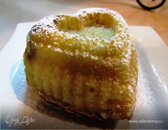 Отправитть в разогретую до 180 градусов духовку и выпекать ...до готовки, например 18-25 минут.