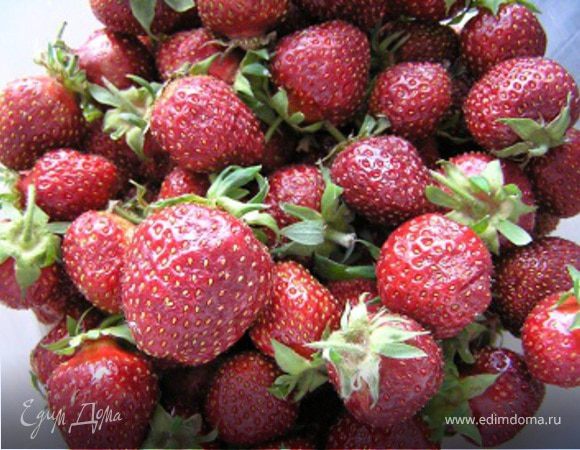 Ягоды перебрать, промыть 