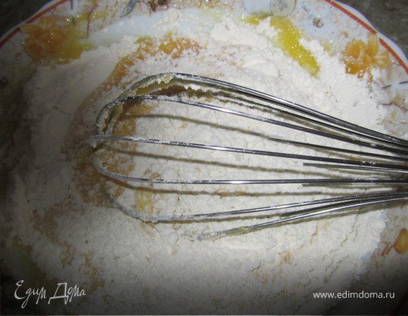 Добавить муку.