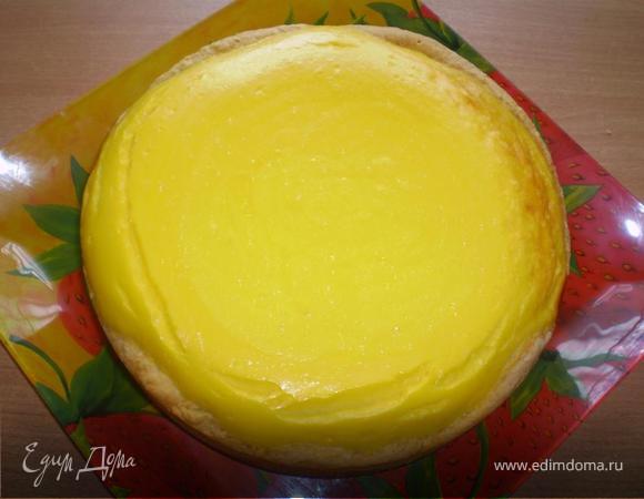 Вытаскиваем из духовки и полностью остужаем прям в форме. Тогда при нарезании начинка не растечется. Все, приятного чаепития)))