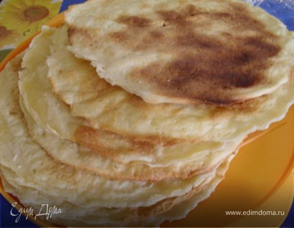 Выпеченные коржи остудите.