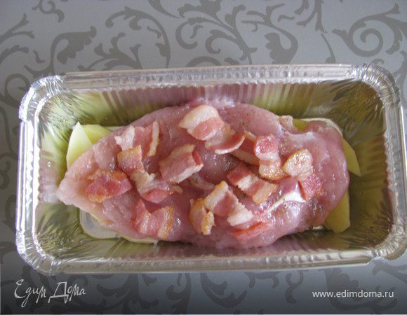 Затем обжаренный бекон.