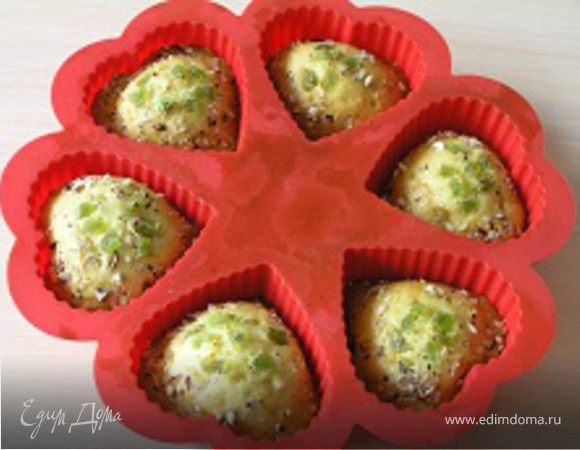 Выпекать в разогретой духовке при 180*С около 20 минут.