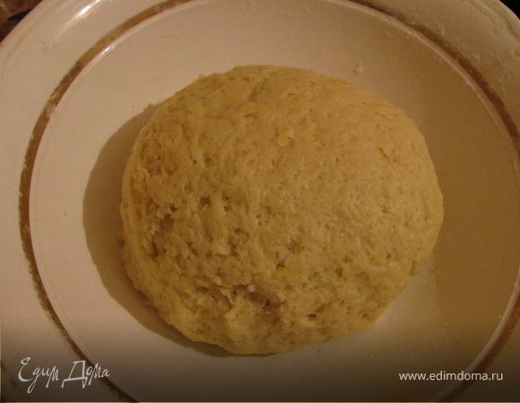 Для теста:все ингредиенты смешать и вымесить тесто,убрать в холодильник на 30мин.