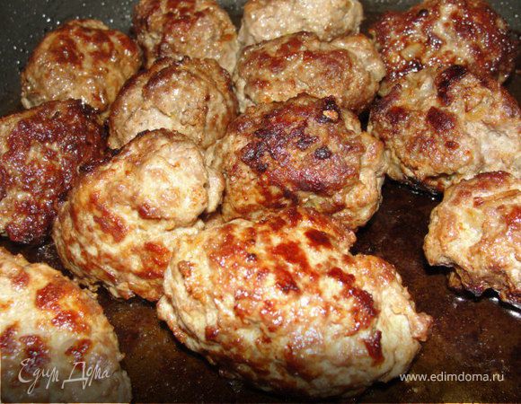 Обжариваем на растительном масле до готовности. Так же их можно и запечь, или приготовить на гриле, получится менее калорийно, а так же ароматнее! 