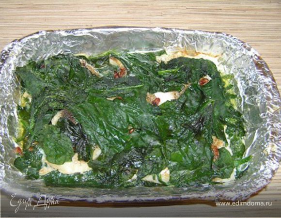 Выпекать в разогретой духовке до 180 градусов около 20 минут.