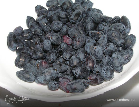 Жимолость промыть..