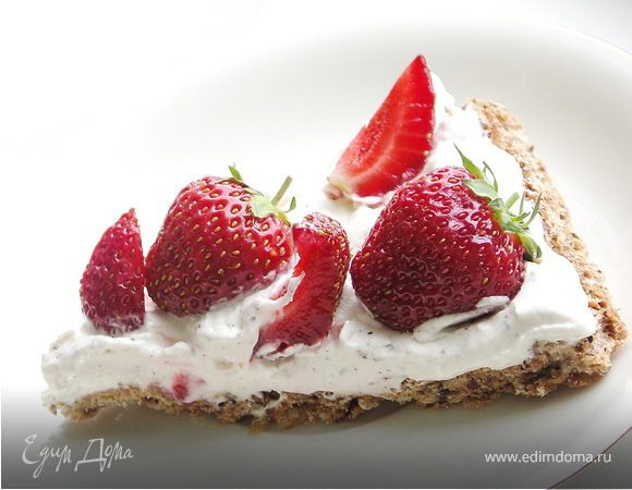 Режем на 6-8 частей и наши пирожные готовы:)Варим кофе,зовём любимых и наслаждаемся:)