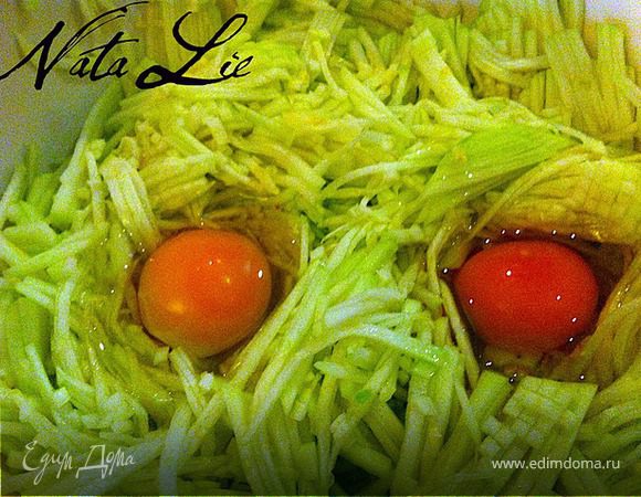 Добавить яйца