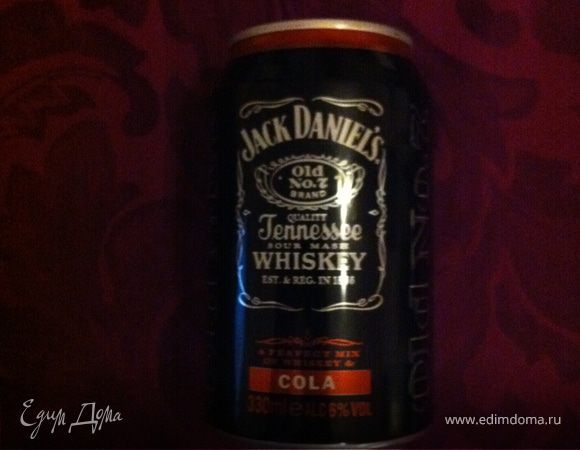 виски с колой лучшим образом подчеркнет вкус этого блюда! :)
Приятного аппетита)