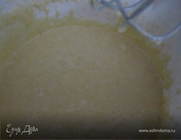 Все хорошо перемешать лопаткой или миксером.