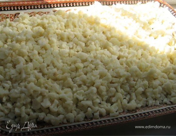 Как только капуста дойдет до "кондиции" ее нужно откинуть на сито и выложить остывать.