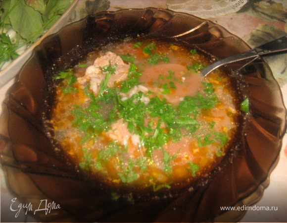 Суп снять с огня и оставить на 20 минут. Подавать с рубленой зеленью. Приятного аппетита!!!