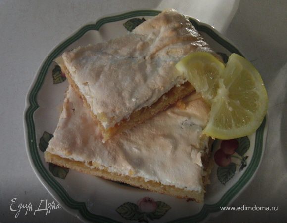 пирог достать из духовки, остудить, порезать на порционные кусочки.
Приятного Чаепития!!!