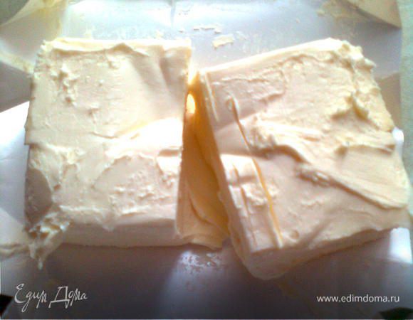 добивить сл. масла и 50гр растительного масла