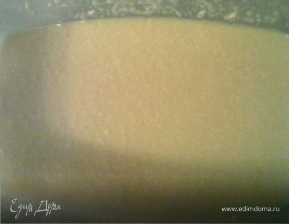 Раствор желатина добавить в творог и размешивать до однородной массы.